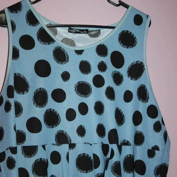 Poppy Polka Dot Tank Top - Picture 4 of 13